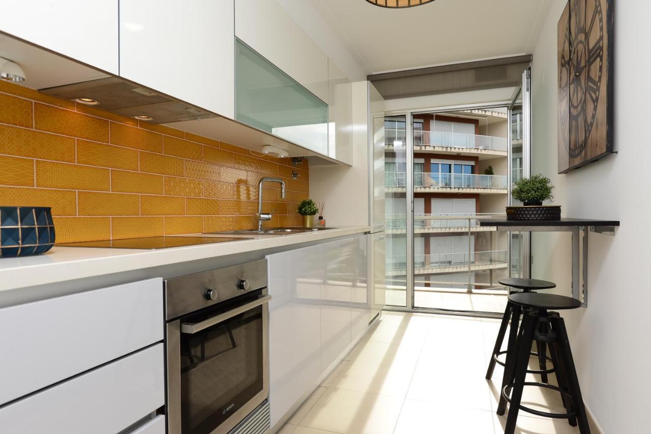 New Loft With Swimming Pool At Parque Das Nacoes! Лиссабон Экстерьер фото